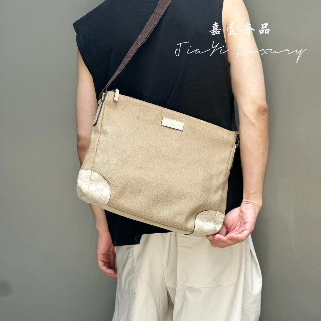 95新 GUCCI/古驰 （7436)GUCCI 古驰 帆布拼皮单肩斜挎包