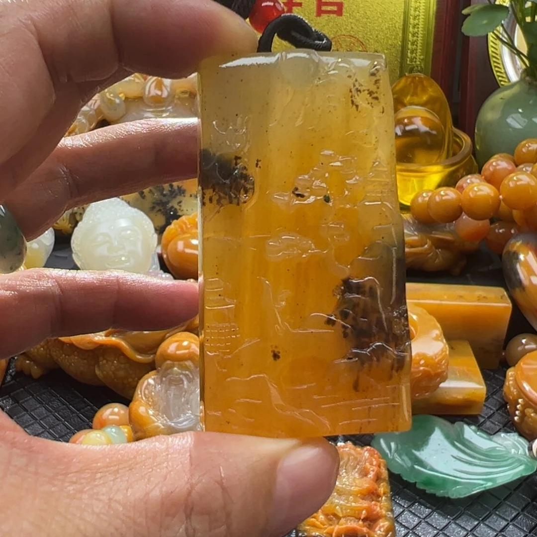 石英质玉未镶嵌颈饰