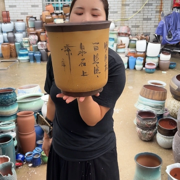 口22高22瑕疵一个盆子。