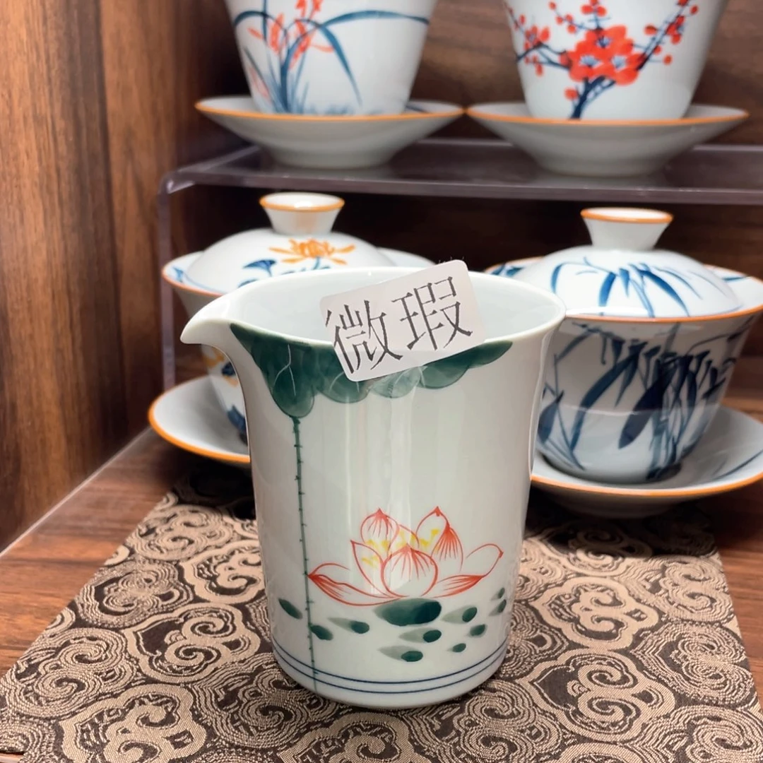 釉下手绘茶具微瑕