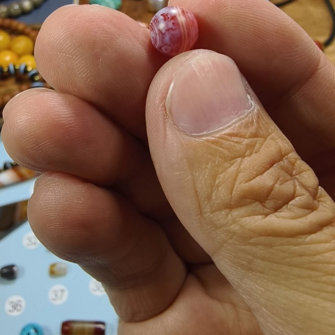 玛瑙/玉髓未镶嵌天然原矿玛瑙