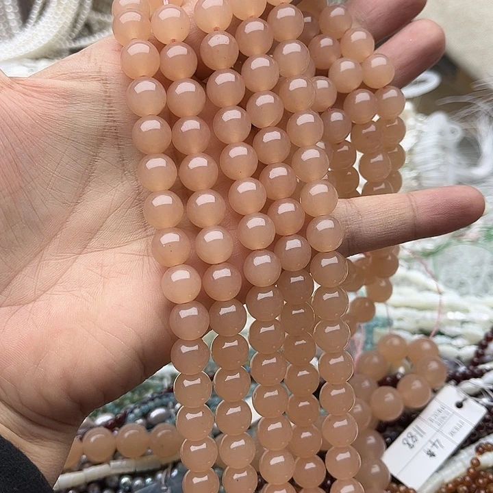 玛瑙/玉髓未镶嵌珠宝半成品一条10mm左右藕粉色和田玉