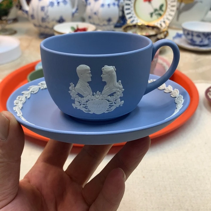紫砂金瓷阁精品瓷器店