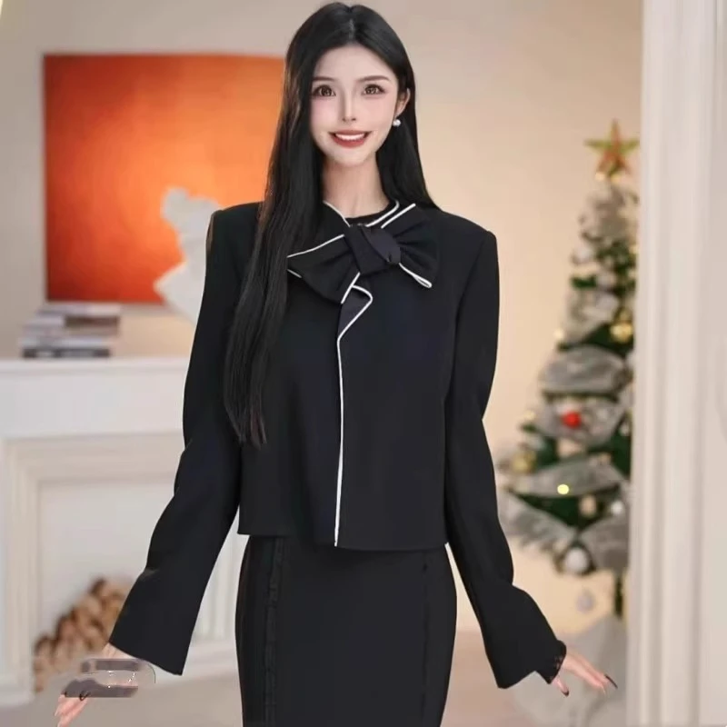 商场同款2025早春新款百搭显气质圆领蝴蝶结装饰短外套女装540021