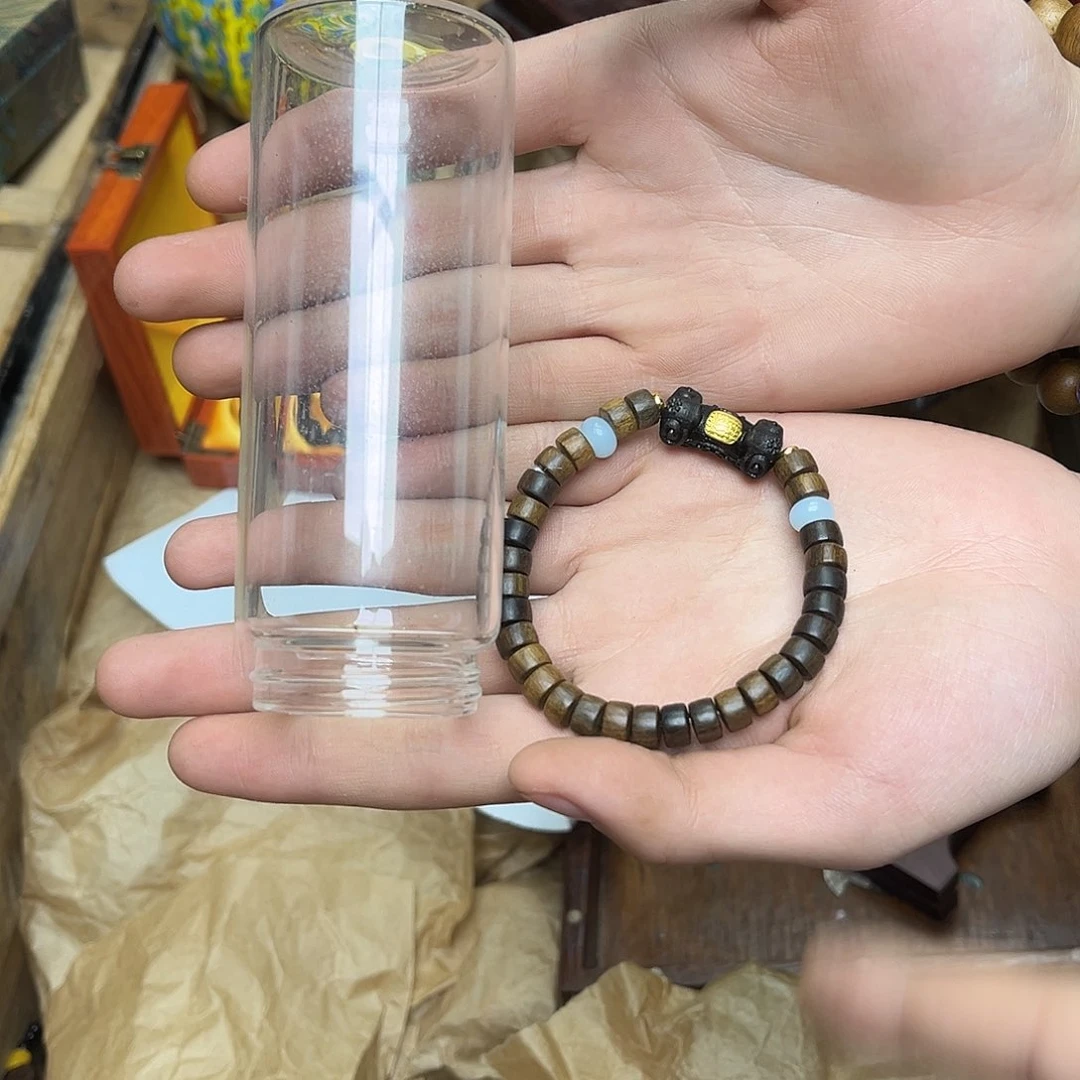 大叶紫檀（黑酸枝木类）