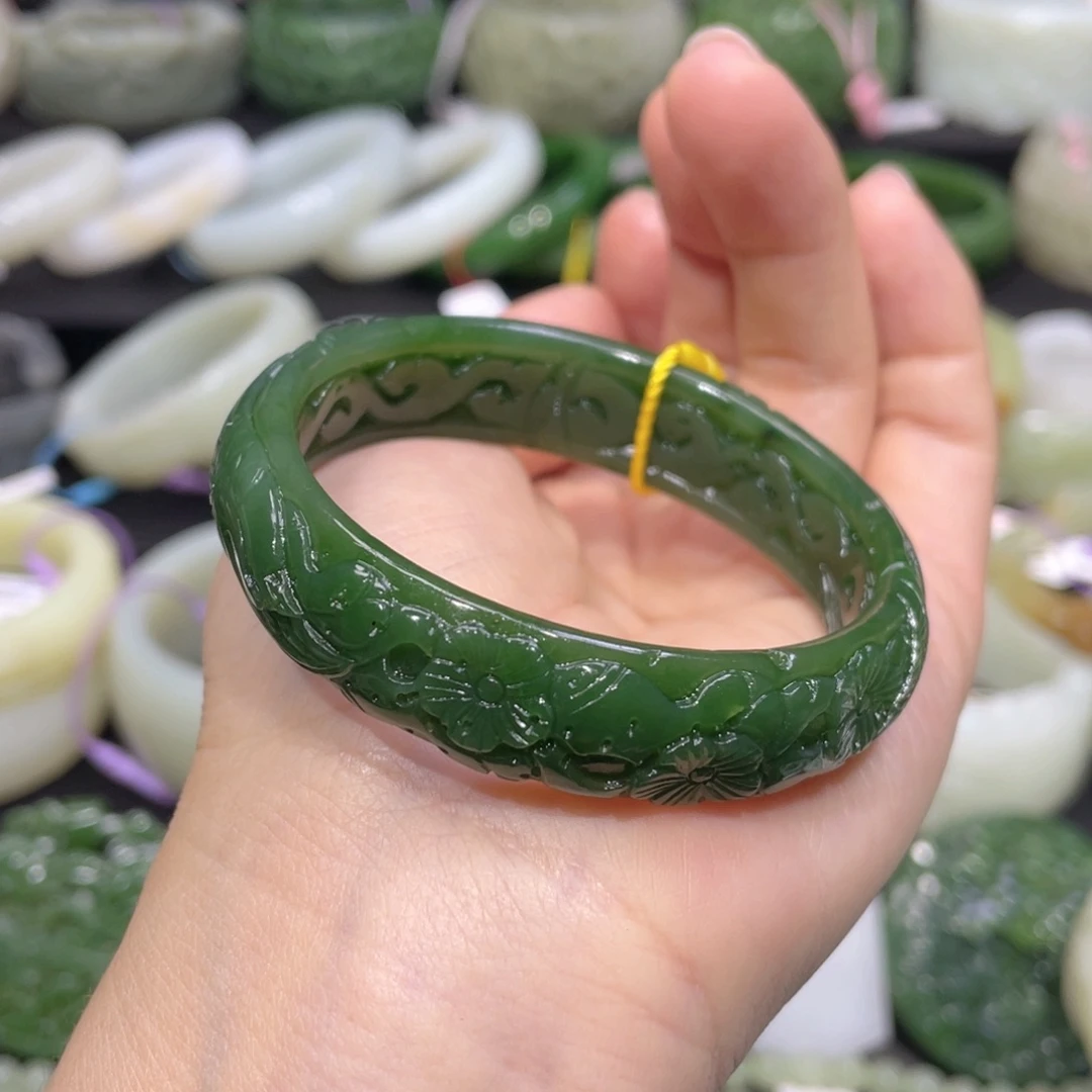 和田玉手镯未镶嵌6