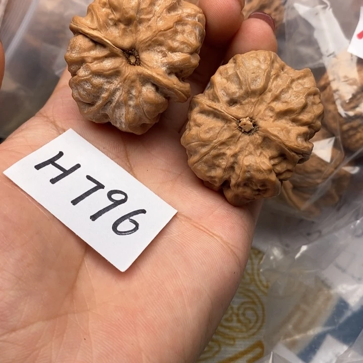 文玩核桃把件核桃