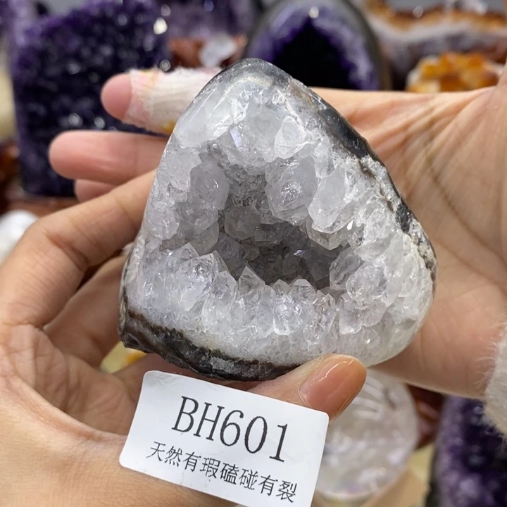 妖***钧未镶嵌紫晶大型摆件（非配饰）