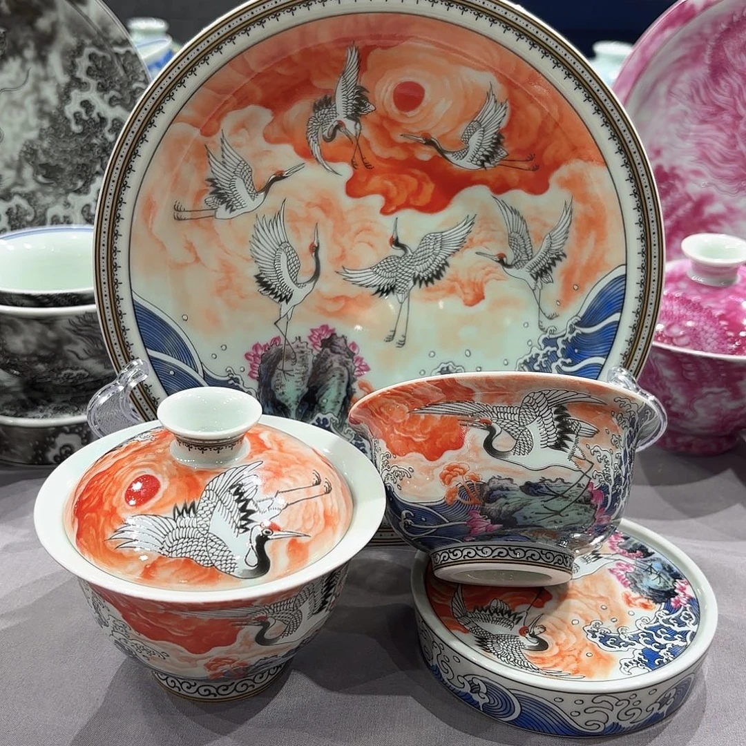 瓷片景德镇瓷器精品陈列