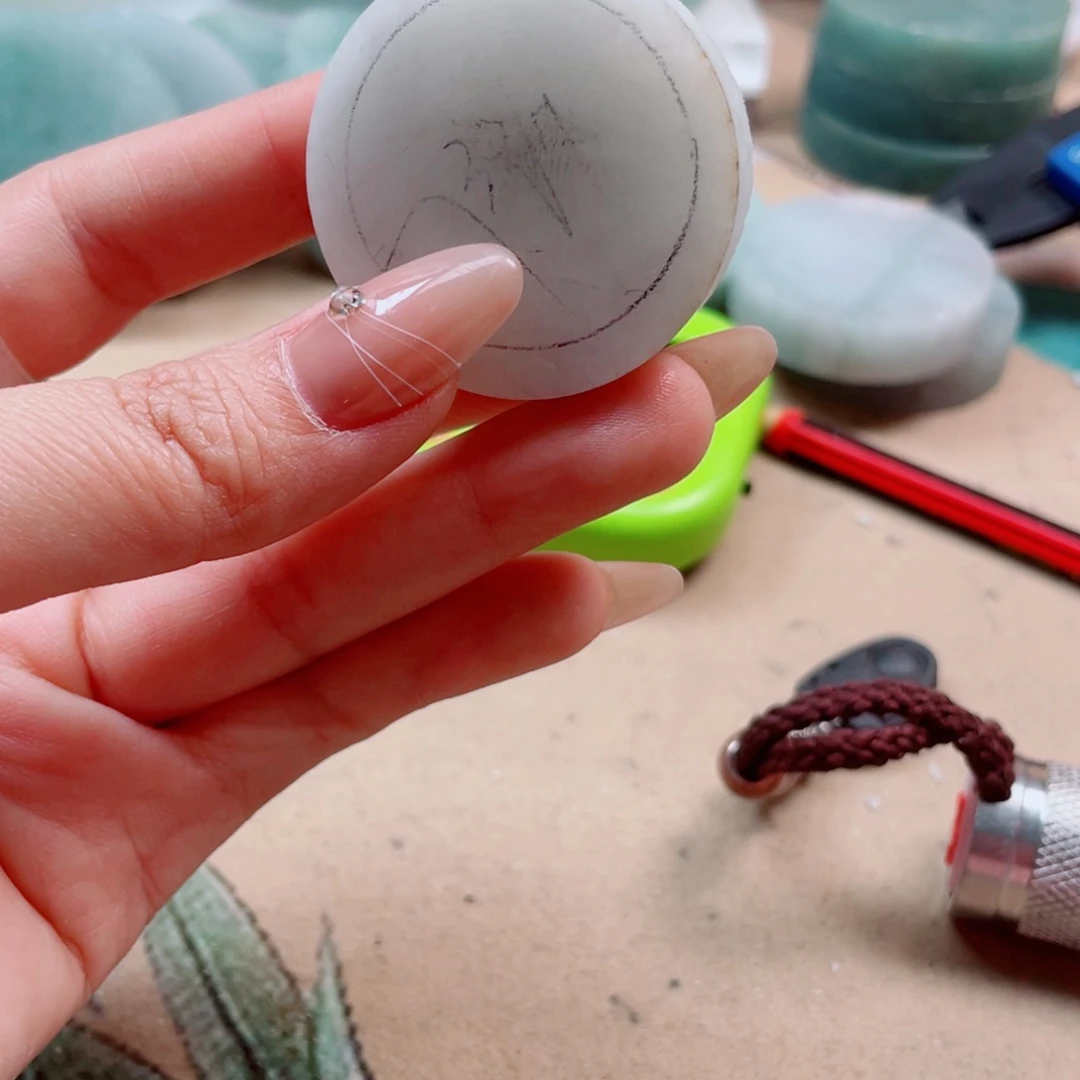 翡翠未镶嵌颈饰721……