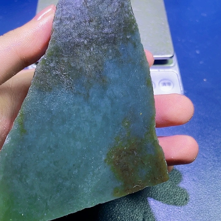 未镶嵌和田玉（糖玉）珠宝半成品