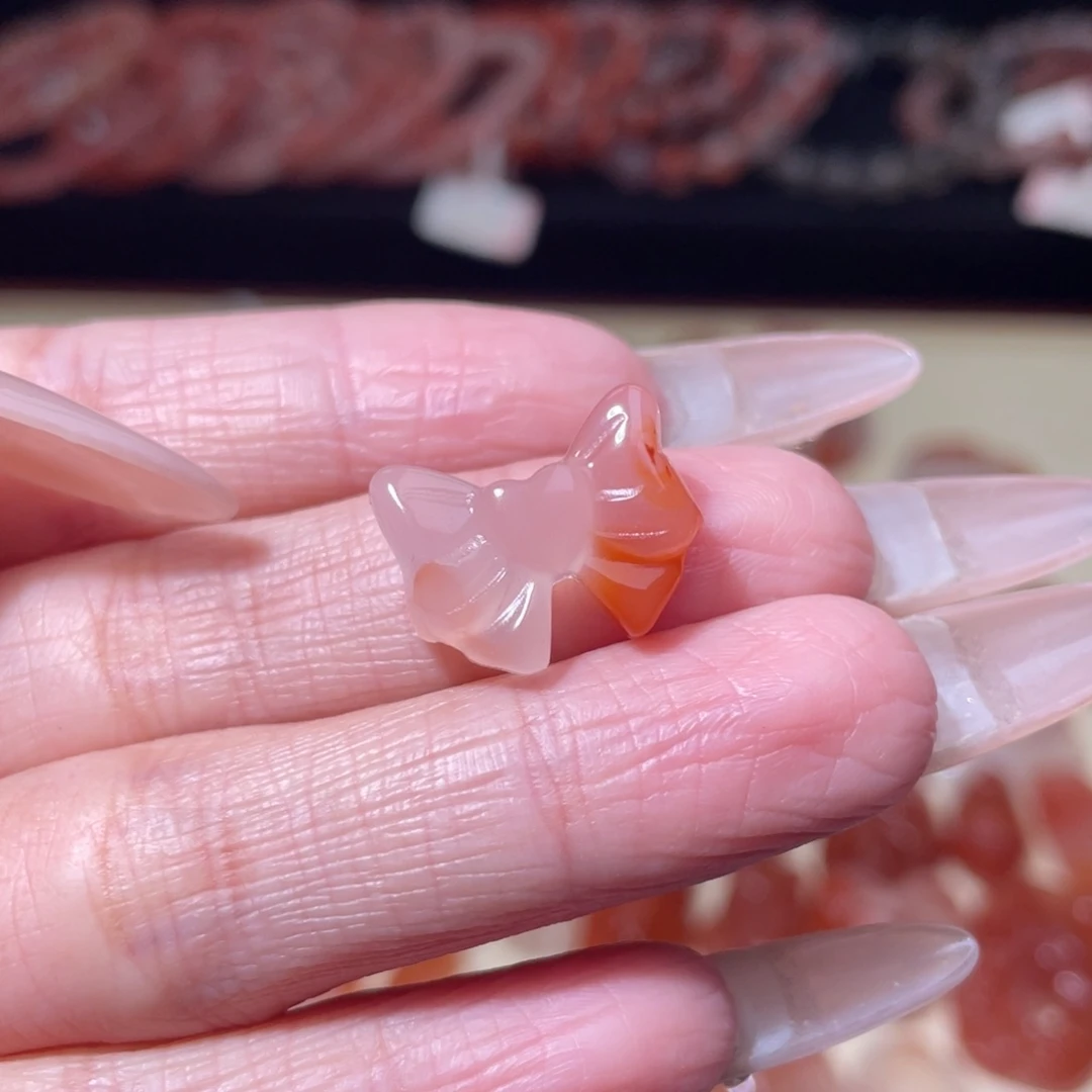 南红玛瑙冰飘配饰蝴蝶结未镶嵌1131