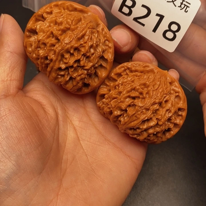 运***错桃核吊坠B218水龙