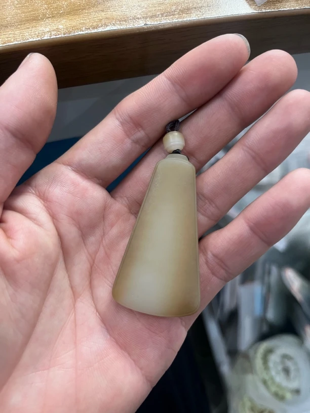 正宗天然和田玉糖玉无事牌男女同款拍一发一