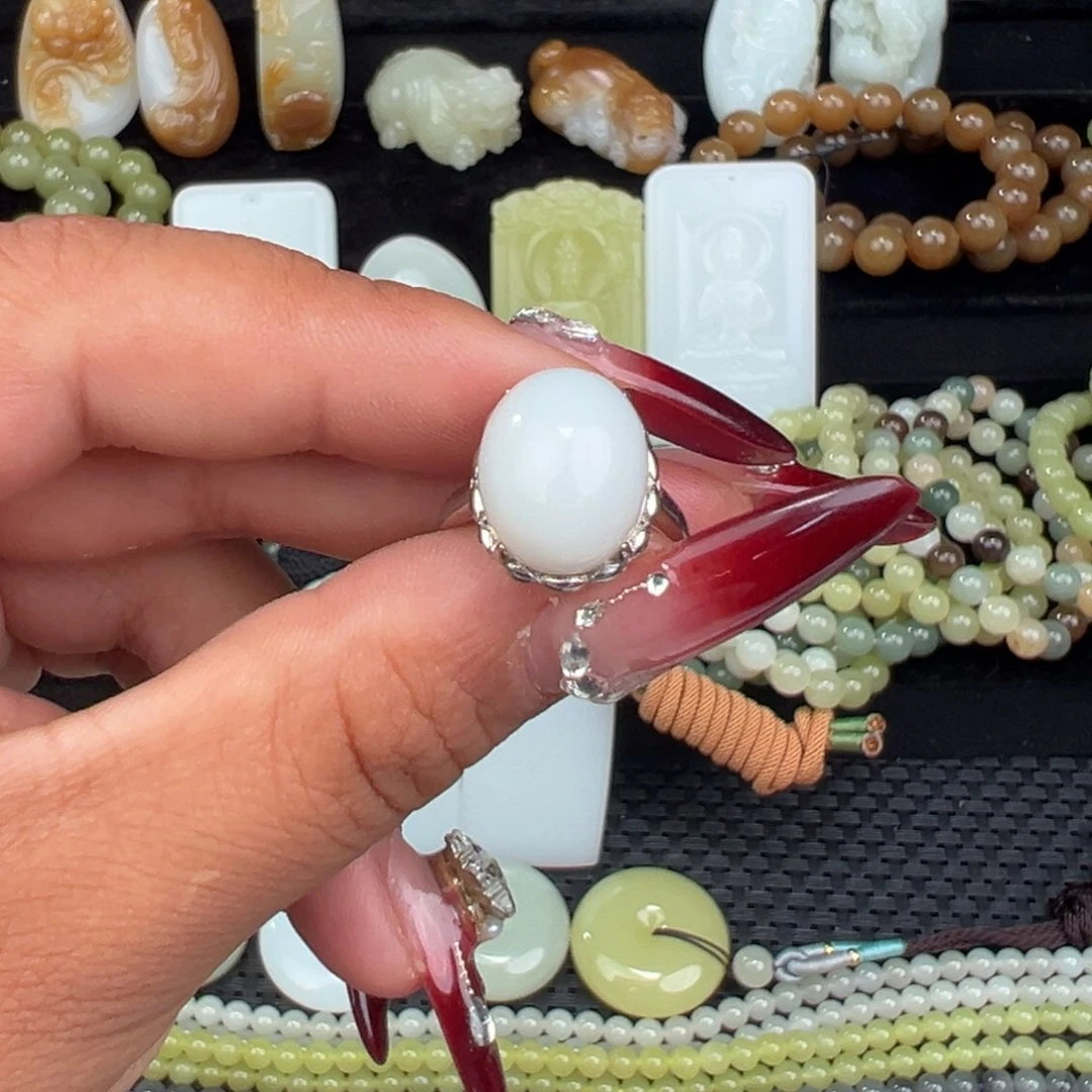 和田玉未镶嵌颈饰米达戒指拍一发一