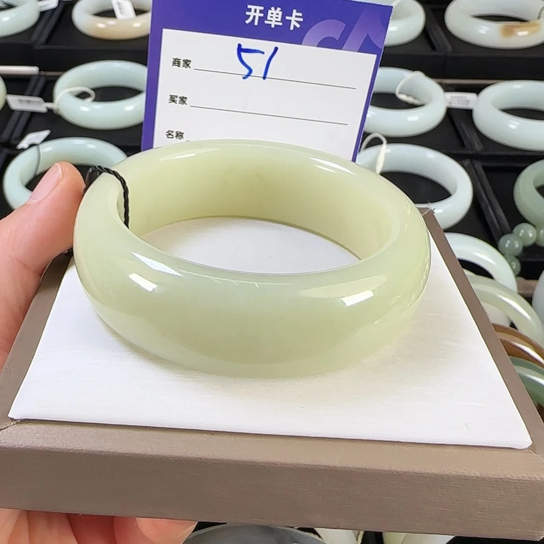 和田玉未镶嵌手镯55