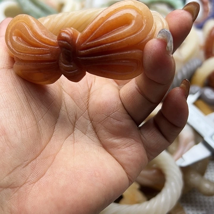 未镶嵌手镯石英岩玉夢****