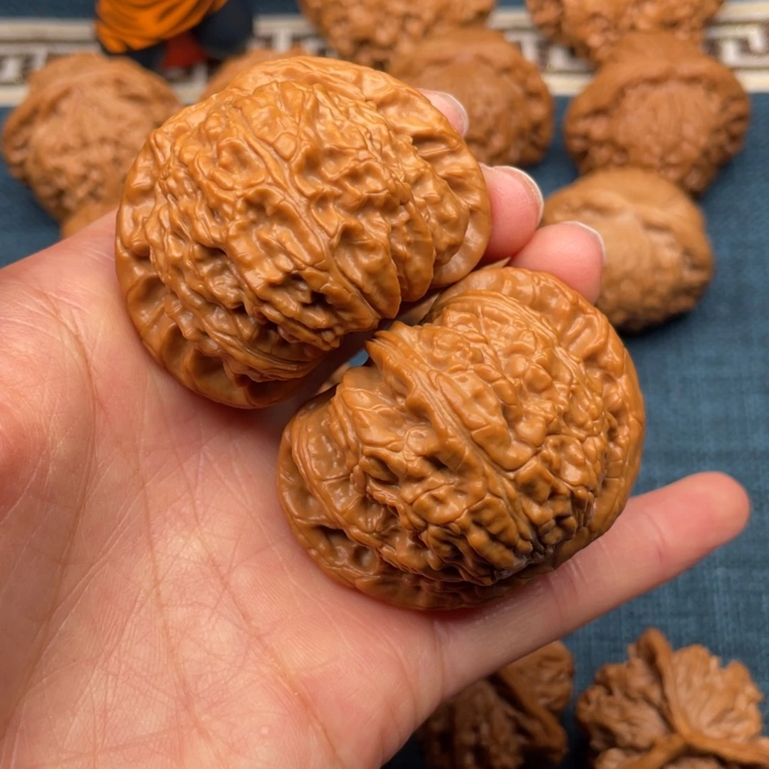 磊***把件文玩核桃48全品毕业大球白