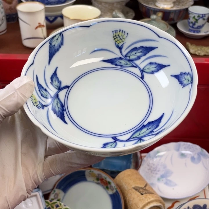 他家瓷器真美…开播了