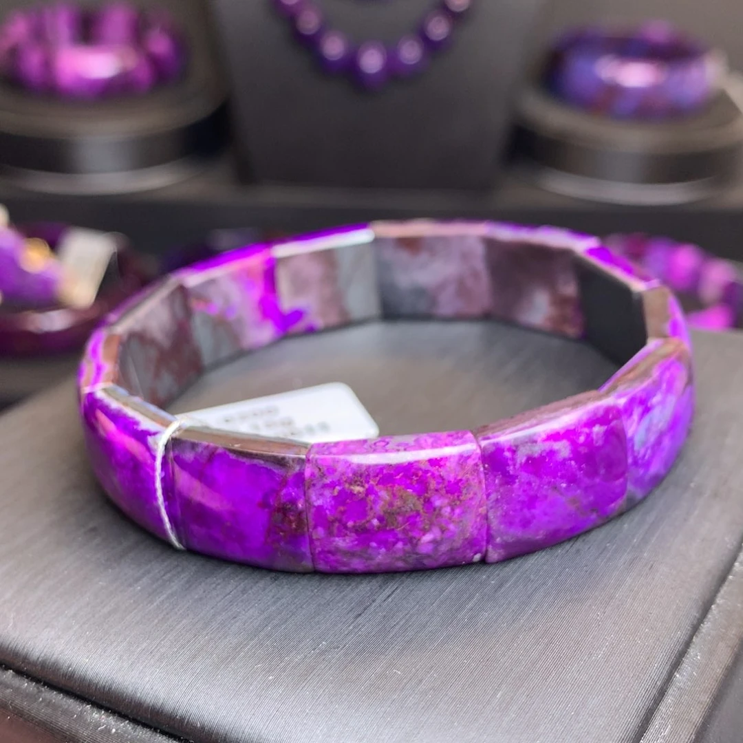 未镶嵌苏纪石（舒俱来）手牌