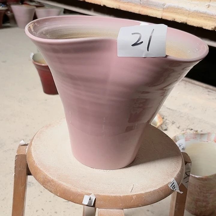 瓶口26高23 景德镇陶瓷学院