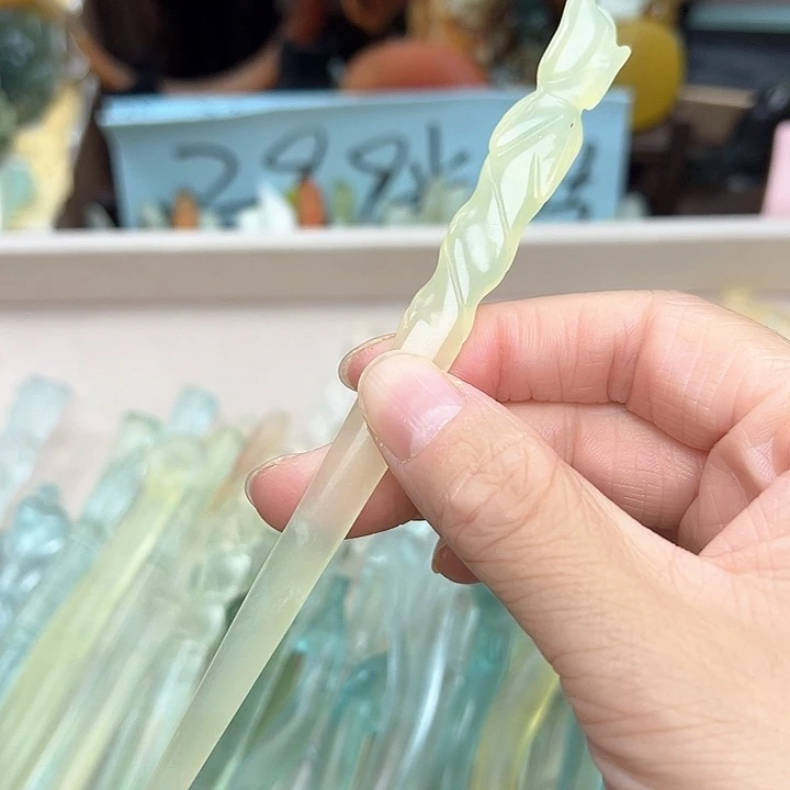 蛇纹石玉未镶嵌发簪