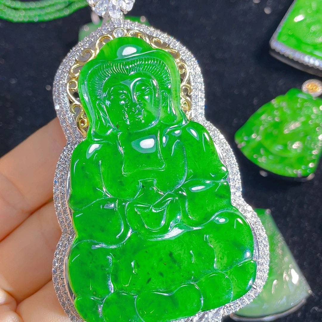 翡翠银S925镶嵌颈饰翡翠