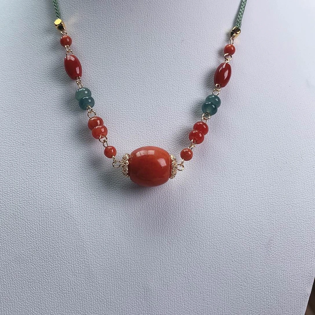 翡翠未镶嵌颈饰路路通