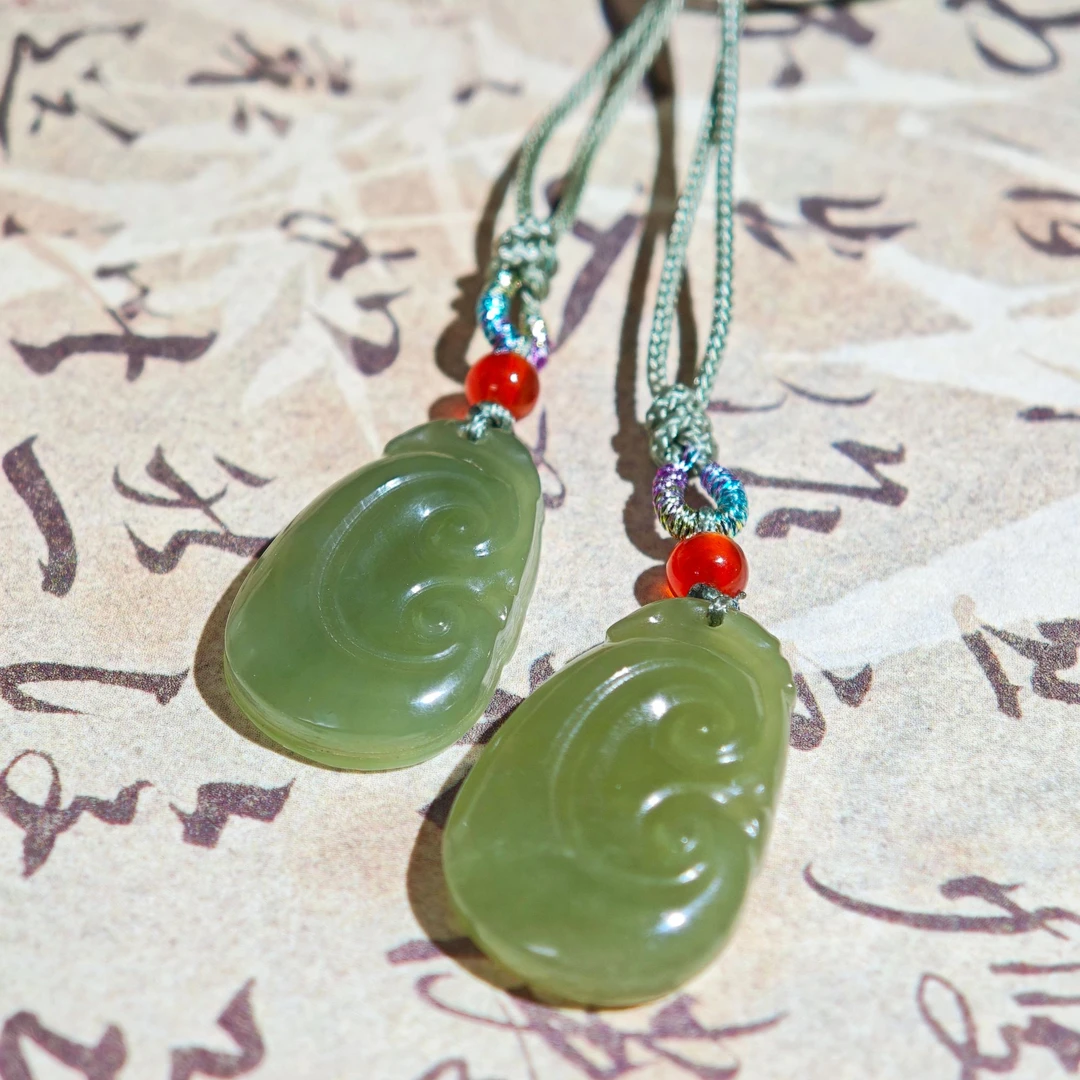 和田玉 百搭精美如意吊坠 多样性发货 拍一发一 H800