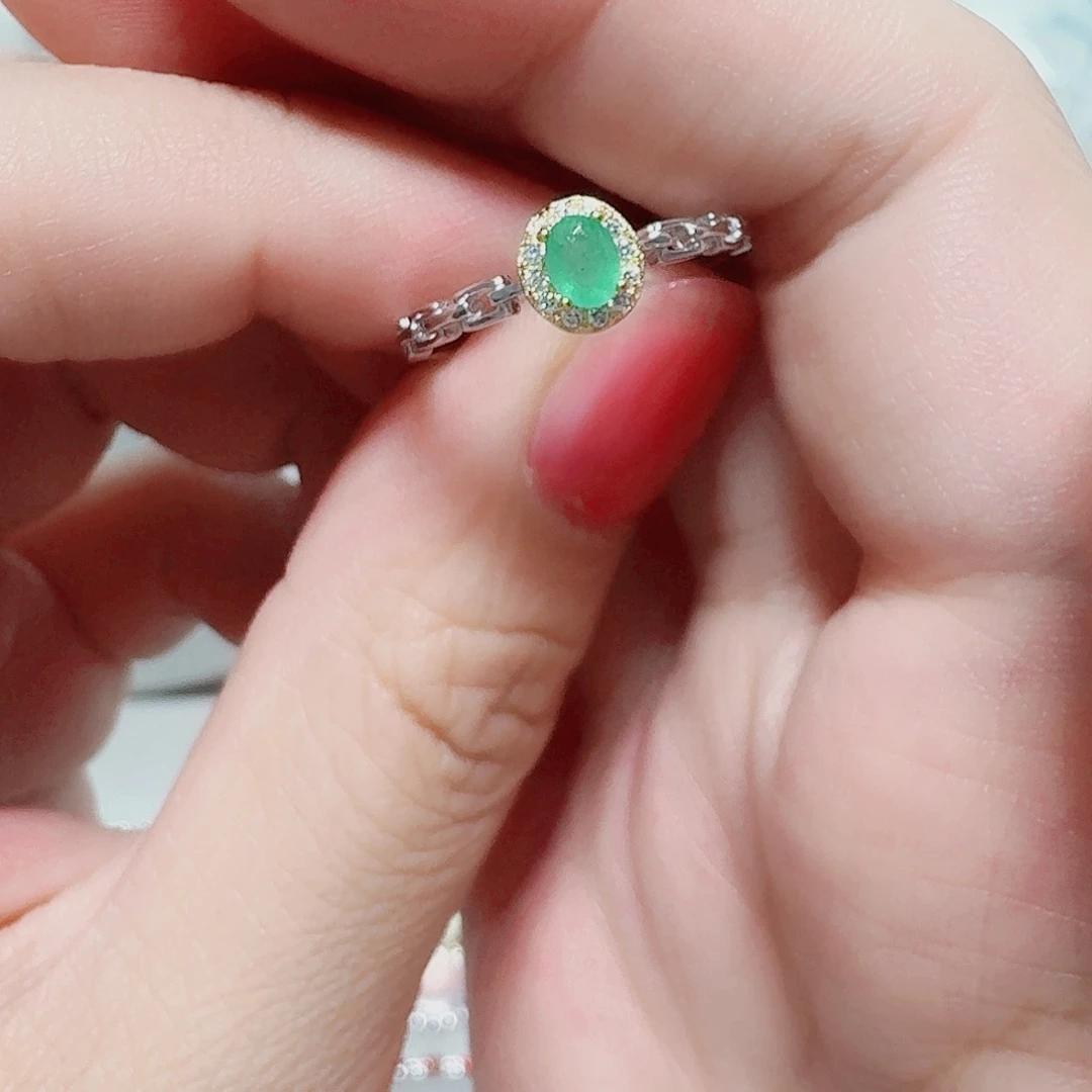 925银合成碳硅石