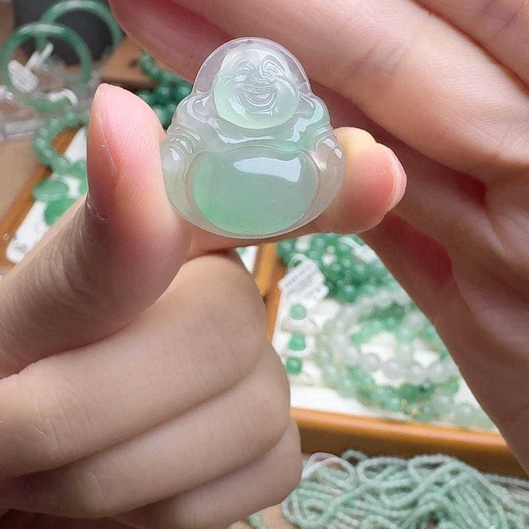 石英质玉未镶嵌吊坠(不含链)天然非洲翠佛公挂件