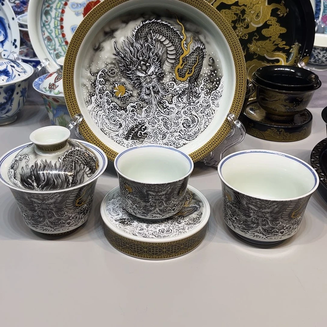 景德镇陶瓷艺术品