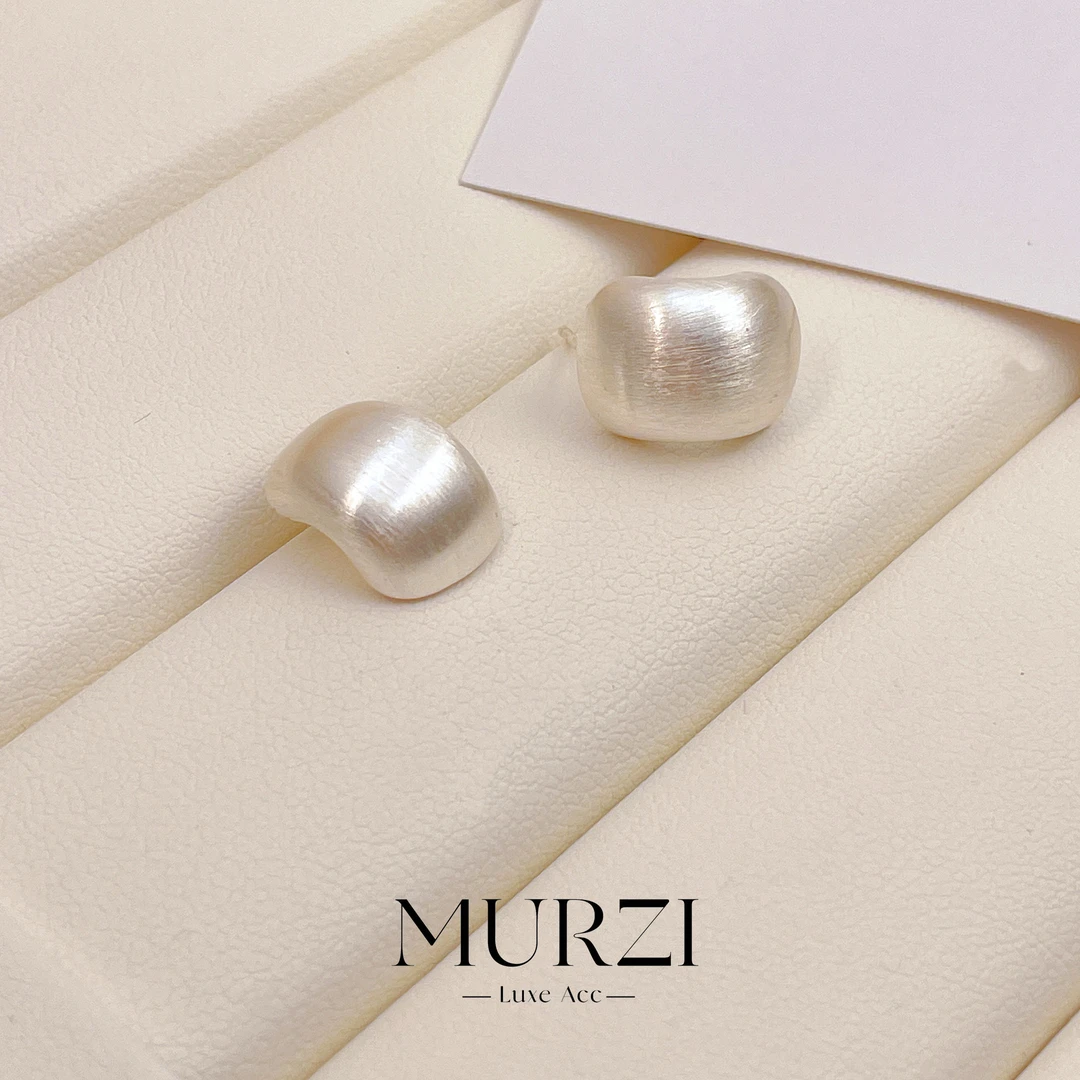 铜合金耳饰 法式小众简约轻奢时尚百搭新品气质经典优雅精致-B53