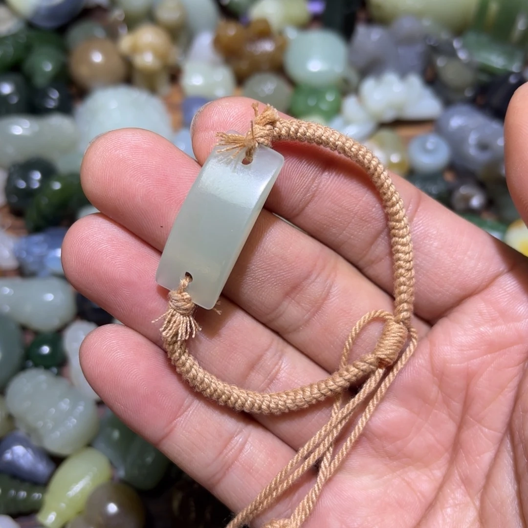 和田玉未镶嵌珠宝半成品