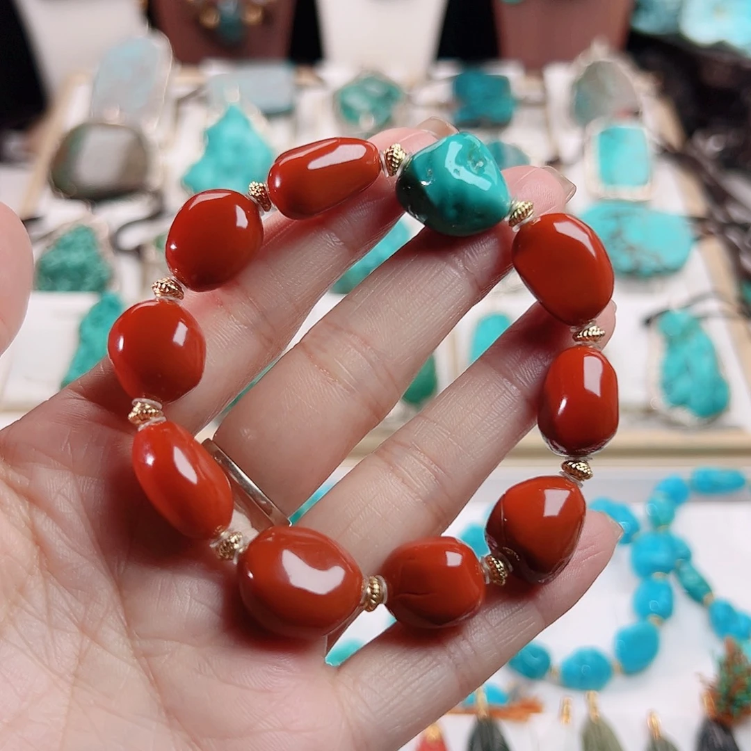 绿松石未镶嵌颈饰