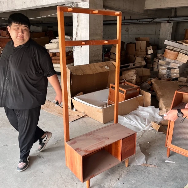 挂衣柜80×35×188樱桃木瑕疵无售后木工5444