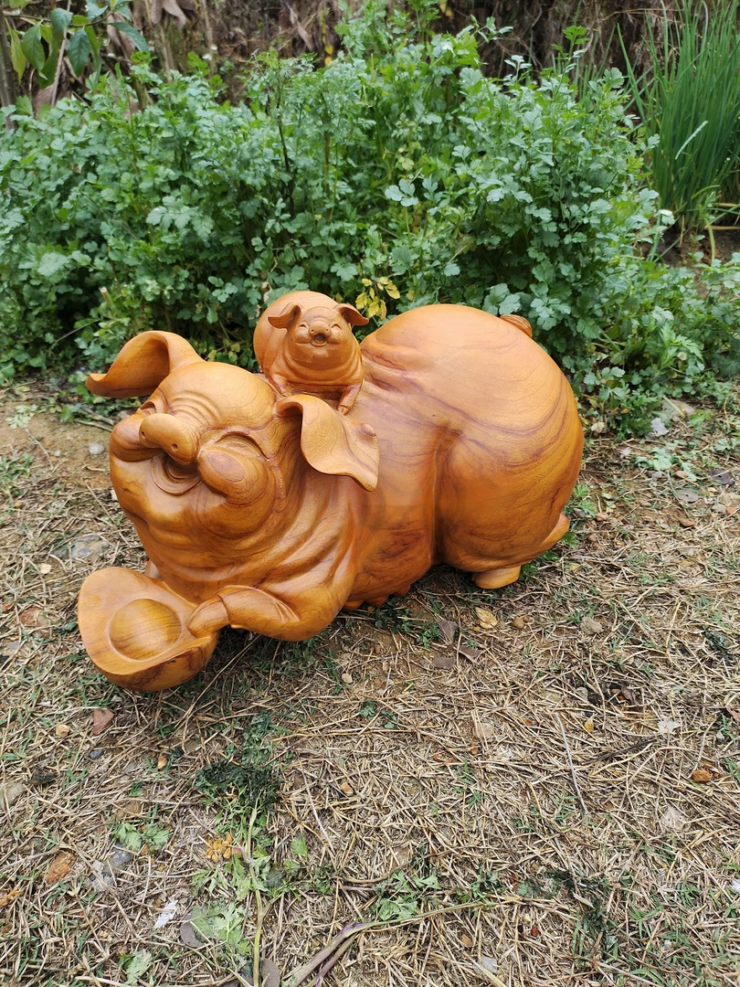 香樟木福猪手工木雕工艺