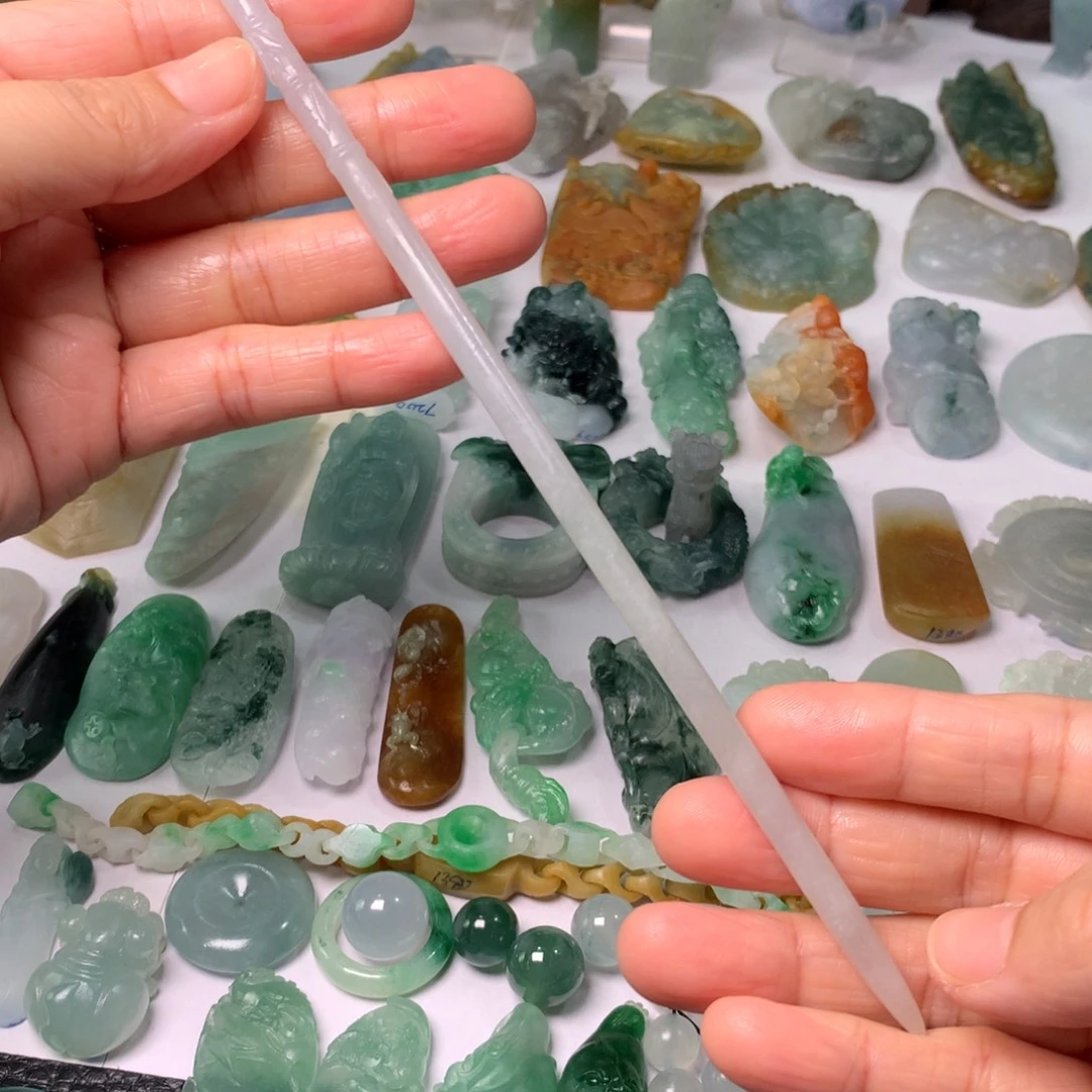 定制翡翠未镶嵌翡翠