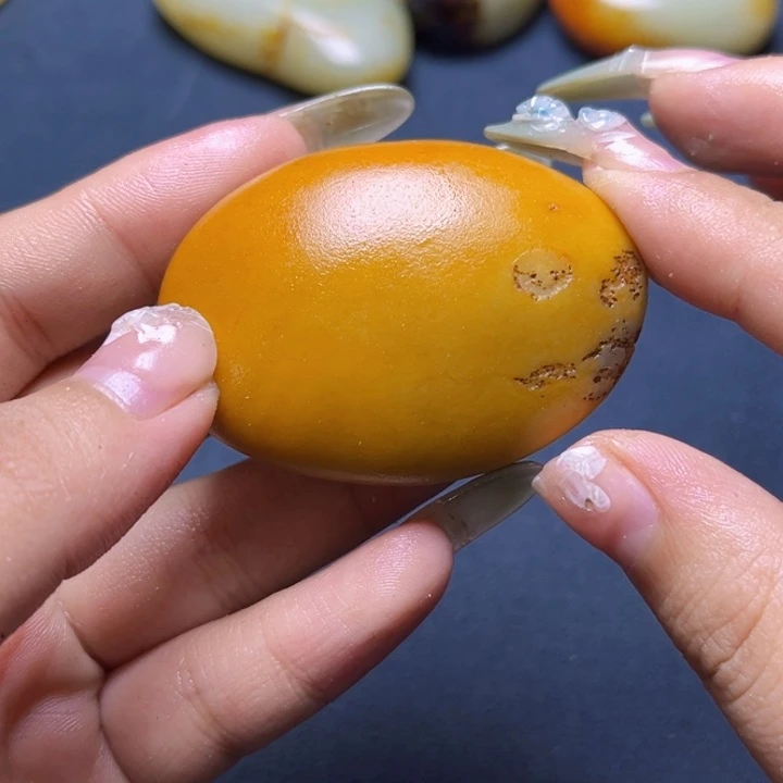 未镶嵌和田玉珠宝奇石
