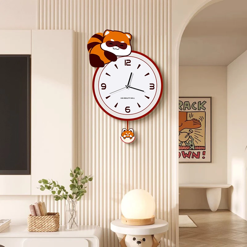 2025新款小浣熊创意客厅挂钟钟表时钟挂墙奶油风高级感家用时钟