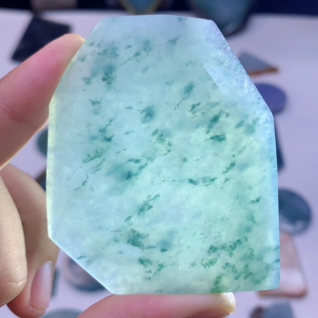 定制翡翠未镶嵌包工包料