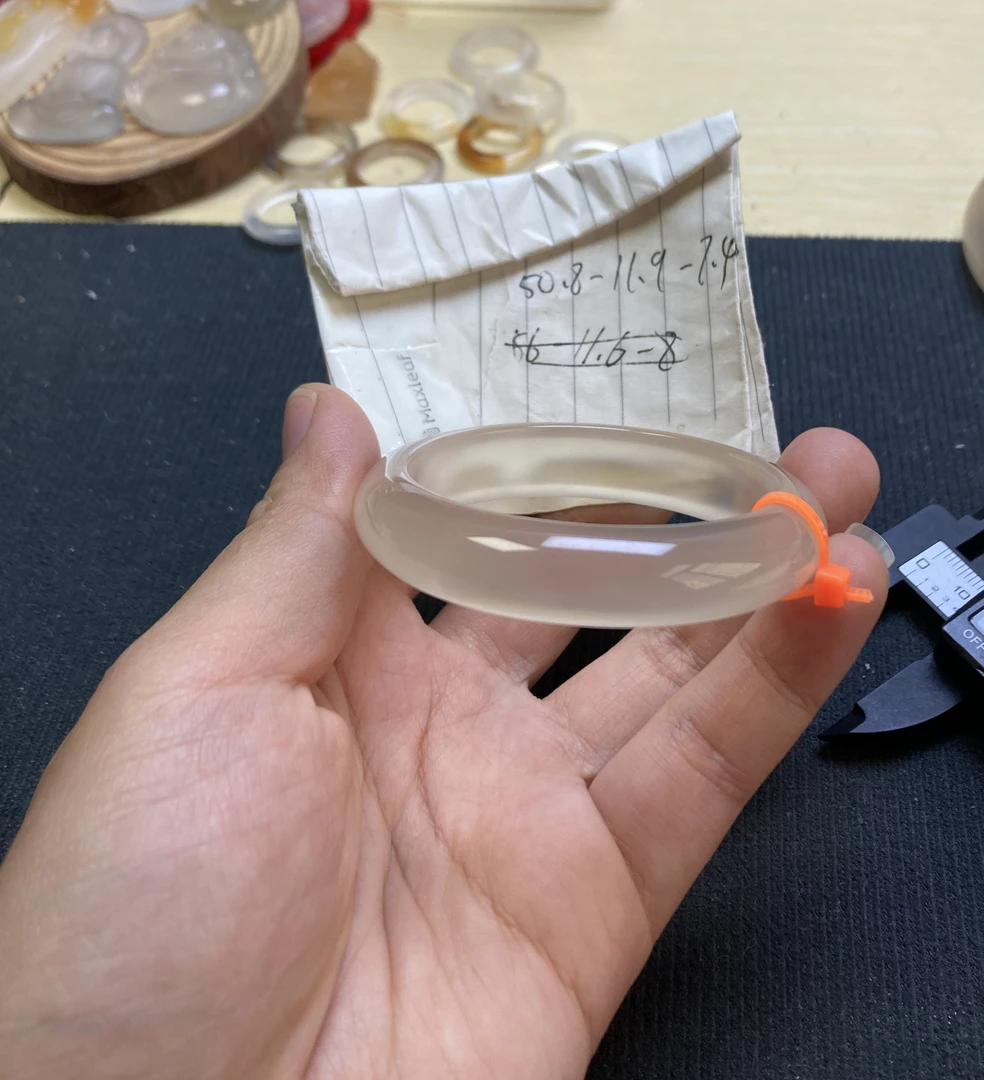 冰透玛瑙手镯天然