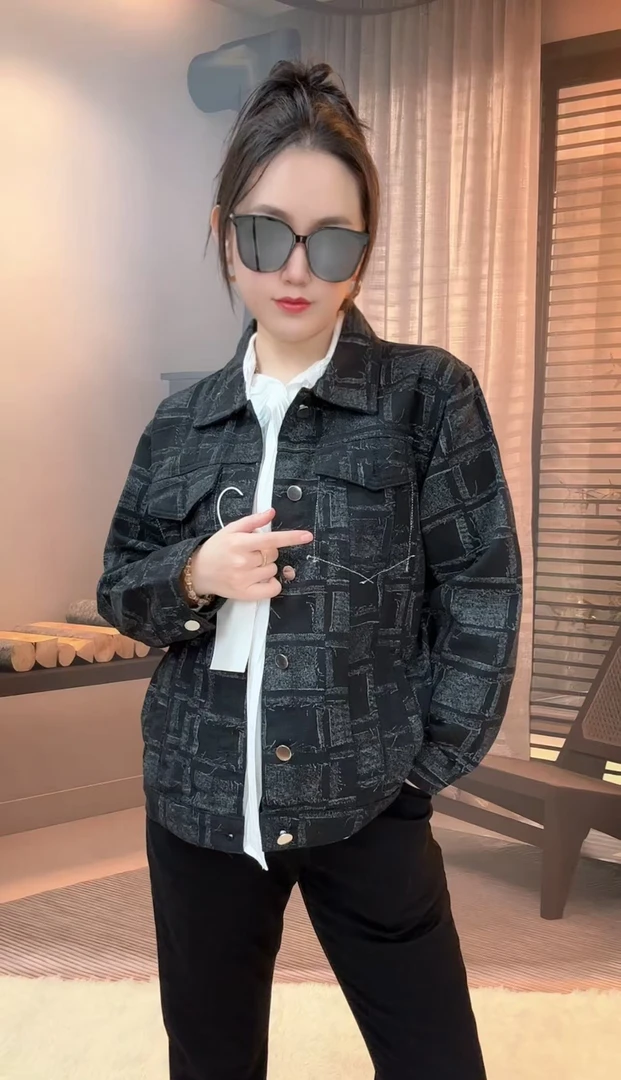 男装翻领夹克男2025新款款时尚休闲工装风满身提花男士外套