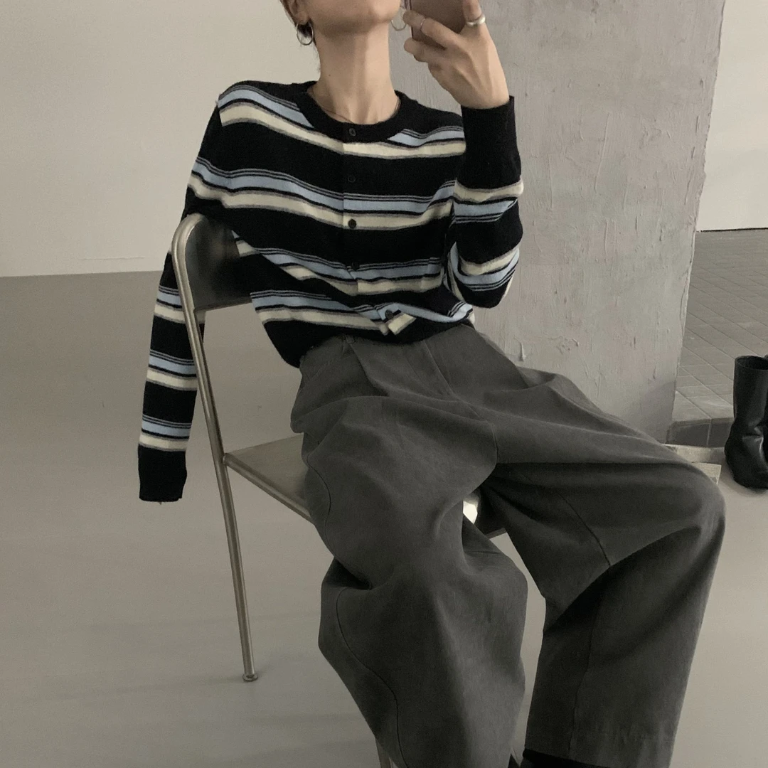 秋冬韩系澳毛绒圆领条纹撞色显瘦百搭慵懒休闲长袖针织开衫女Y07