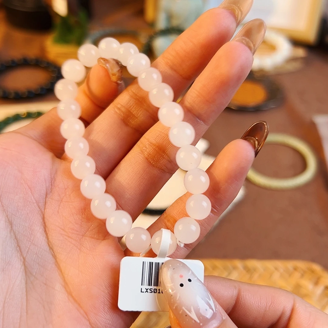 &***楠和田玉未镶嵌手串