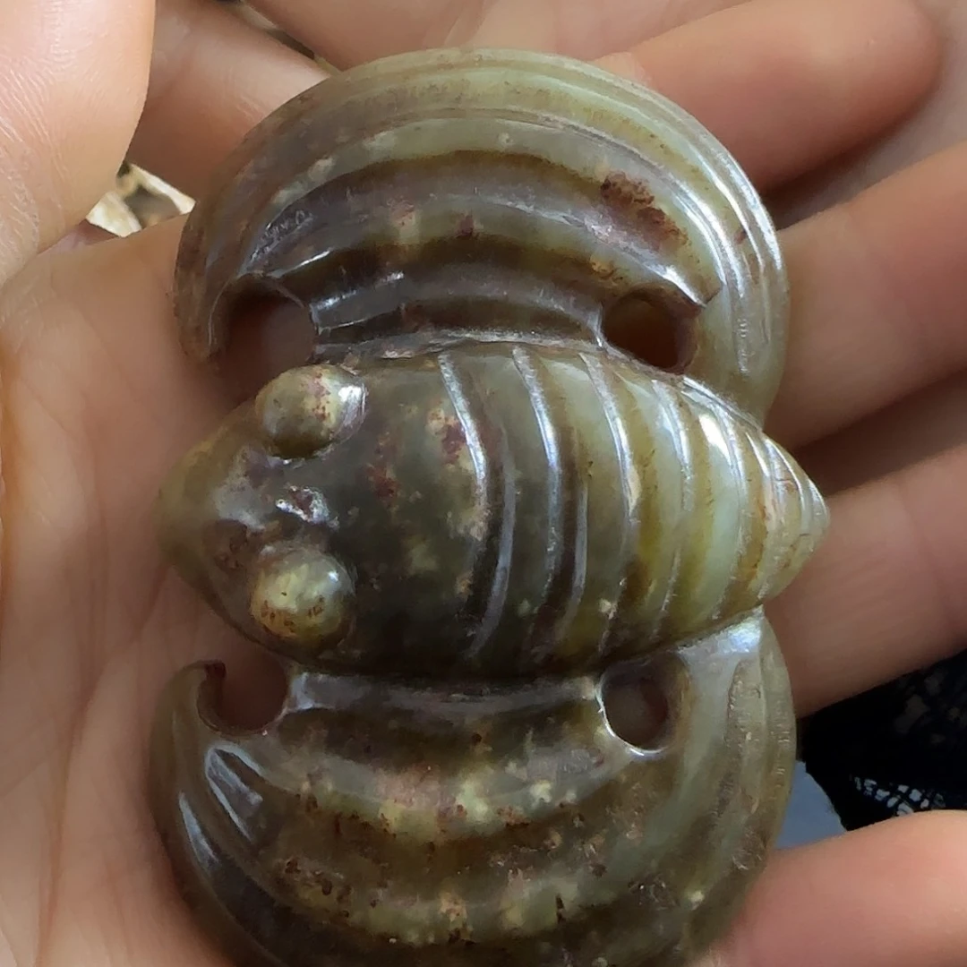 透闪石质玉挂件未镶嵌