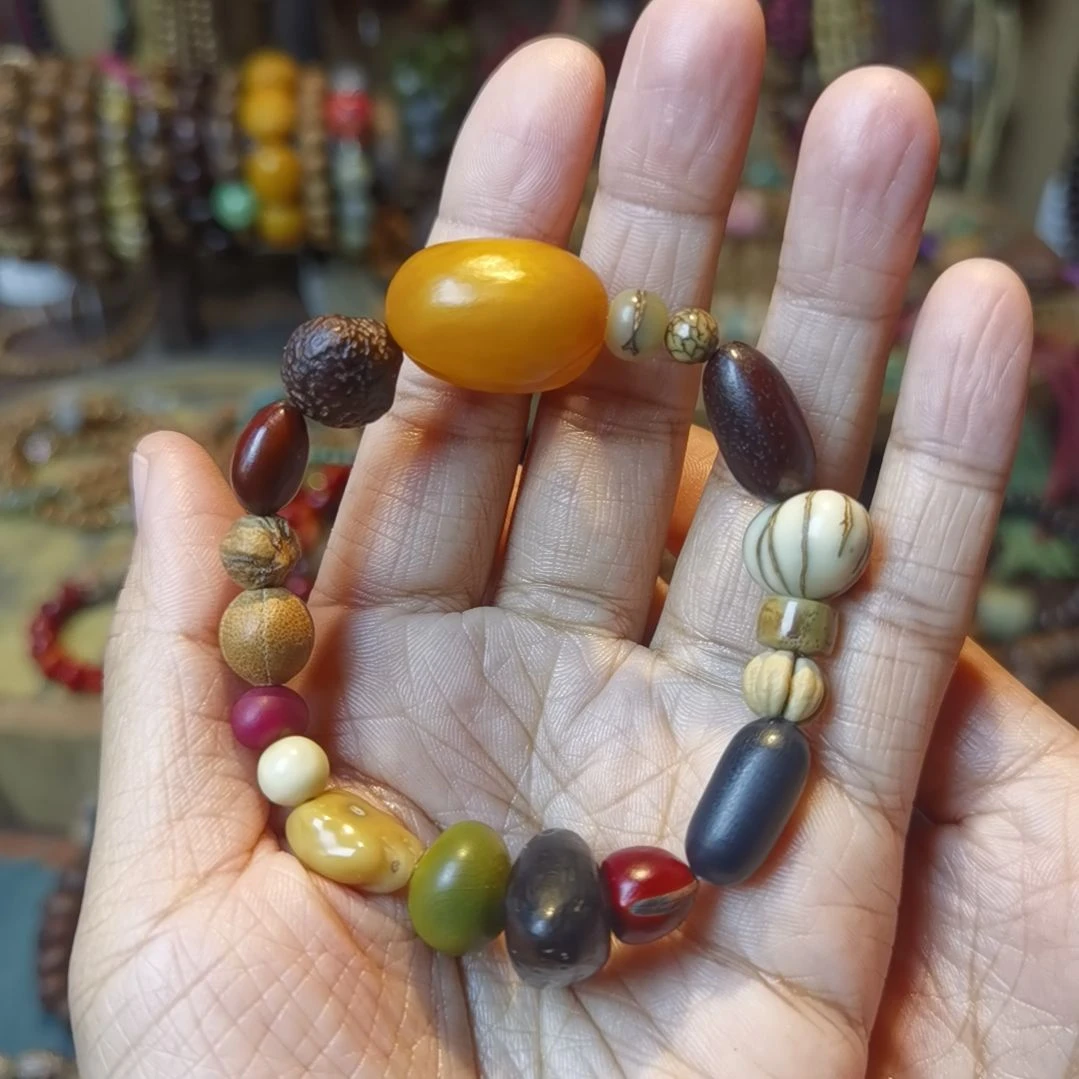 紫金鼠吊坠18籽手串