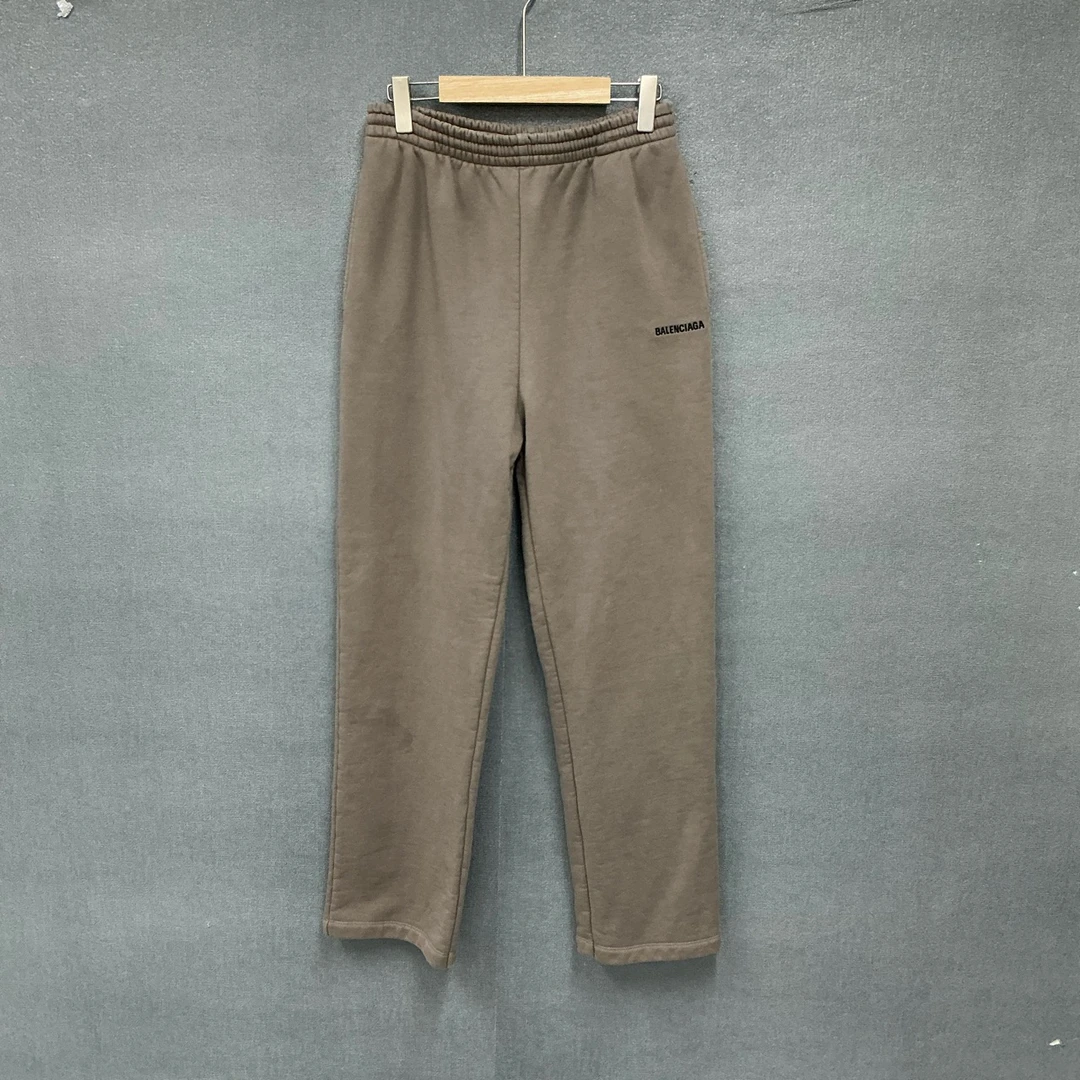 99新 Balenciaga/巴黎世家 字母刺绣小logo卡其色直筒卫裤xs码