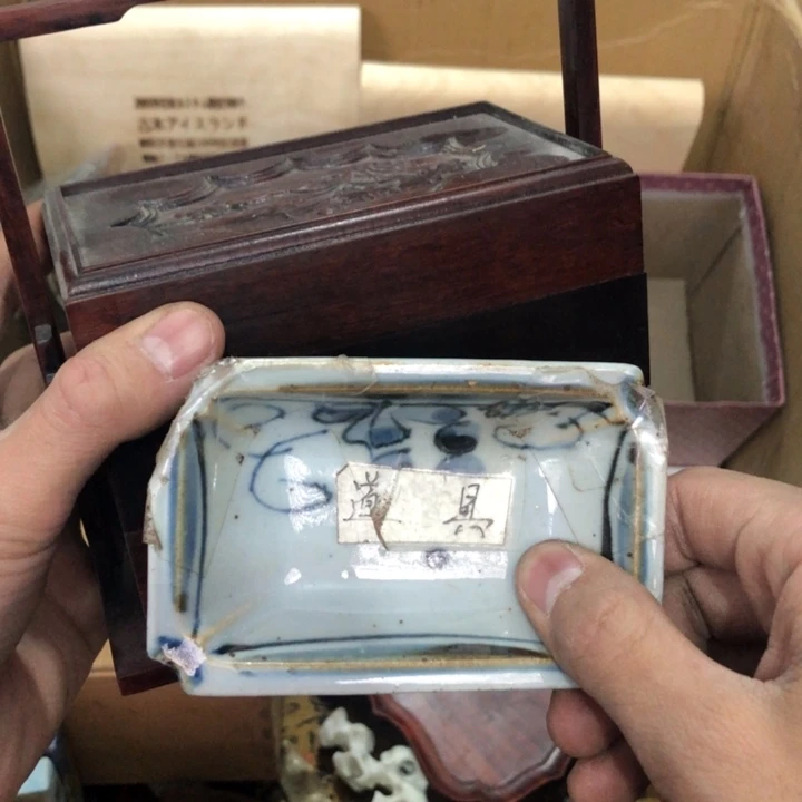 陶瓷孤品单件车里拍