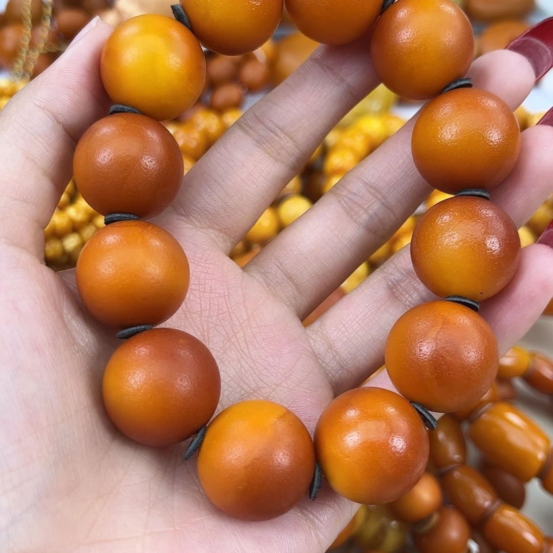 琥珀颈饰未镶嵌蜜蜡